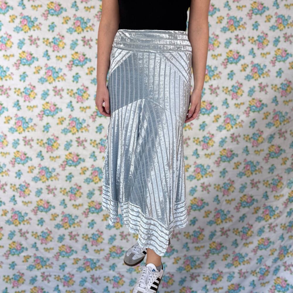 lORANE icy blue fairycore midi skirt size medium